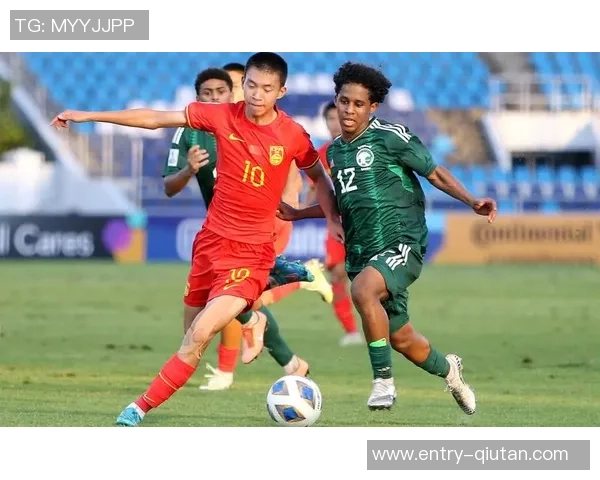 中国U17足球队迎战朝鲜队全力争胜展现青春风采 中国U17足球队迎战朝鲜队全力争胜展现青春风采